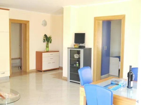 Apartment Villa Del Golfo, Apartement Mit Garten Und Pool Savudrija